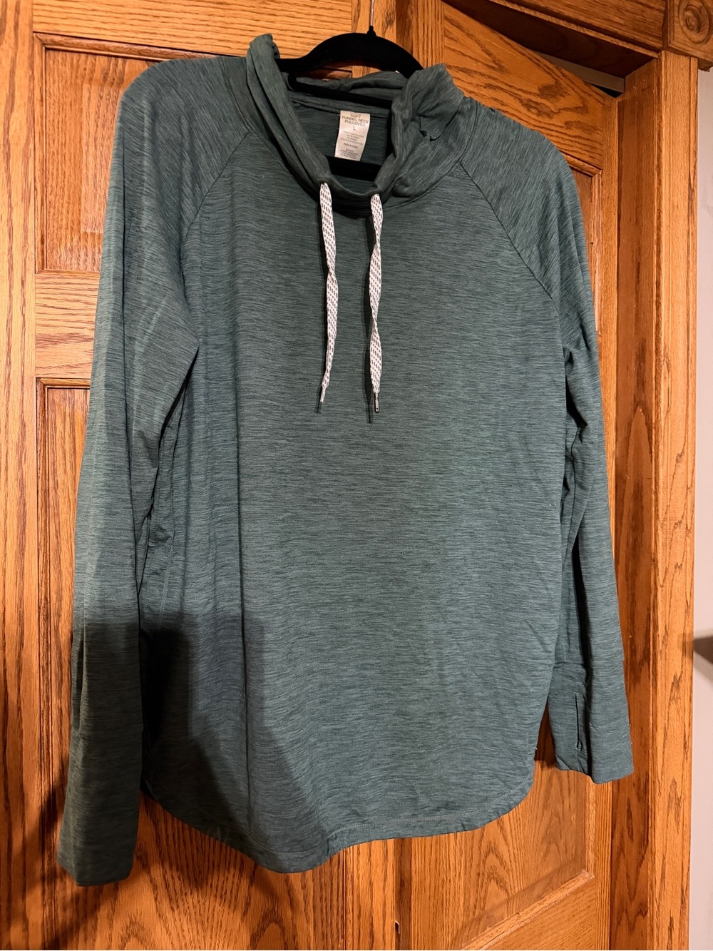 Women’s Heathered Green Long-Sleeve Pullover Hoodie